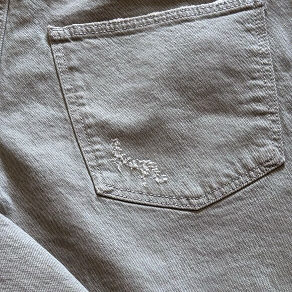 Universal Thread Womens Shorts Size 10 Vintage Midi Dusty Olive  NWT - Picture 5 of 13